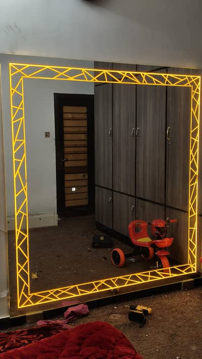 urgent sell lighting mirror 2 meter by 2 meter