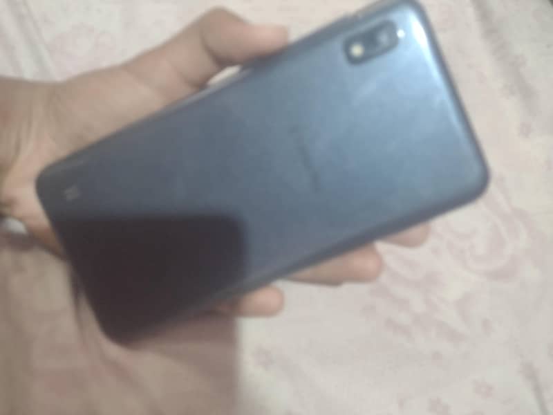 Samsung A10 6