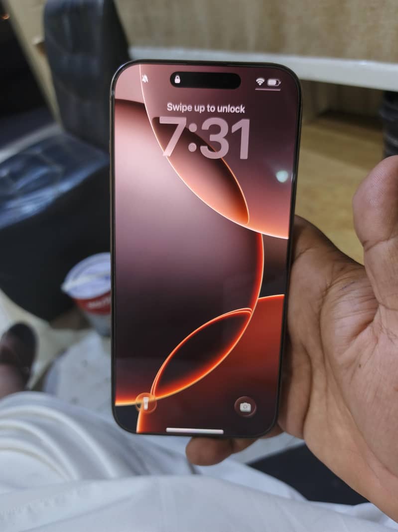 iphone 16 Pro Max 5
