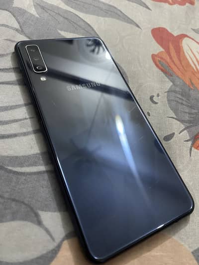 Samsung Galaxy A7 2018 4/128 Pta Approved