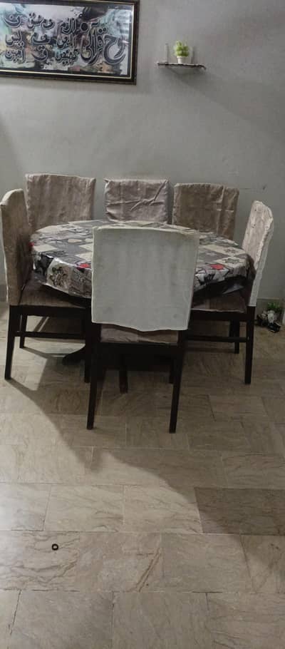 sel k lia dining table and 6 chairs