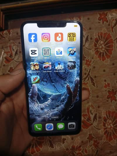 I phone X's maxx Jv 256 GB