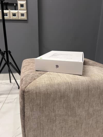 iPad 128GB Box Pack Non Active Purple Color