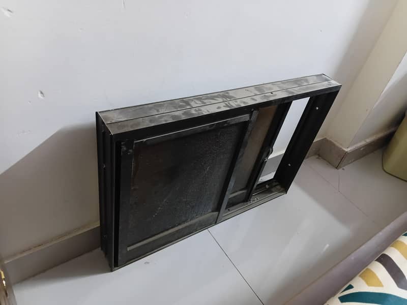 almunium window 0