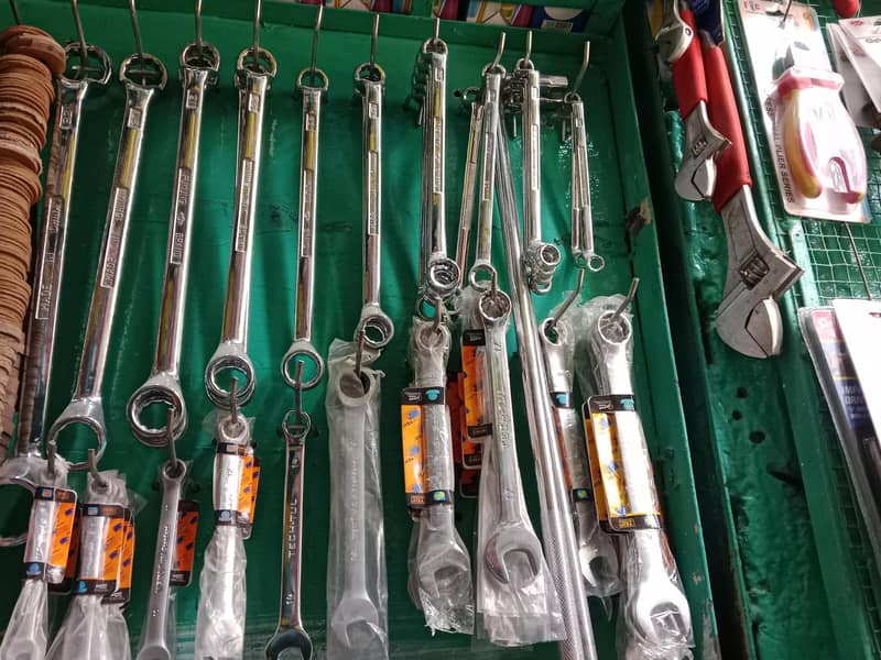 hardware Tools 8