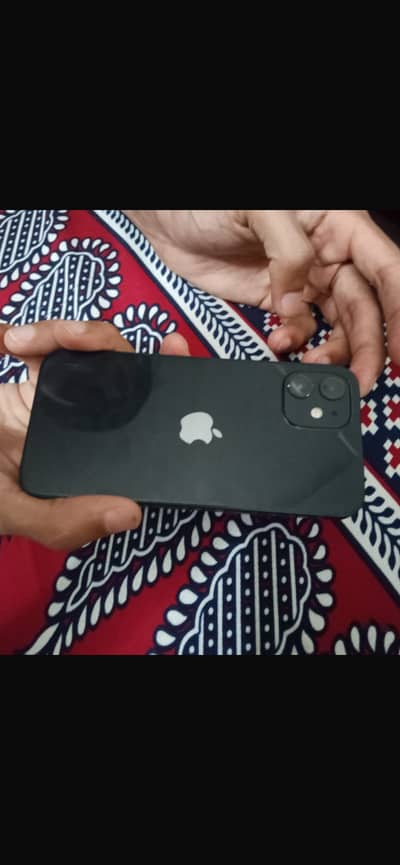 Apple iPhone 12