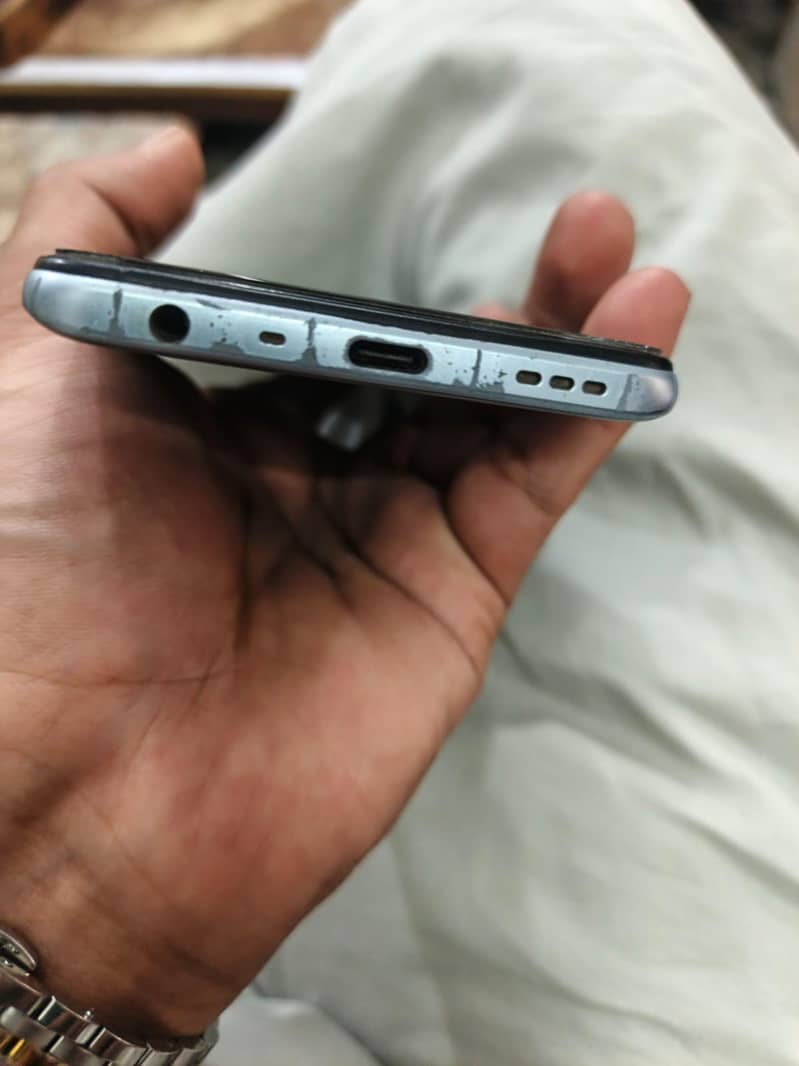 OPPO A54 1