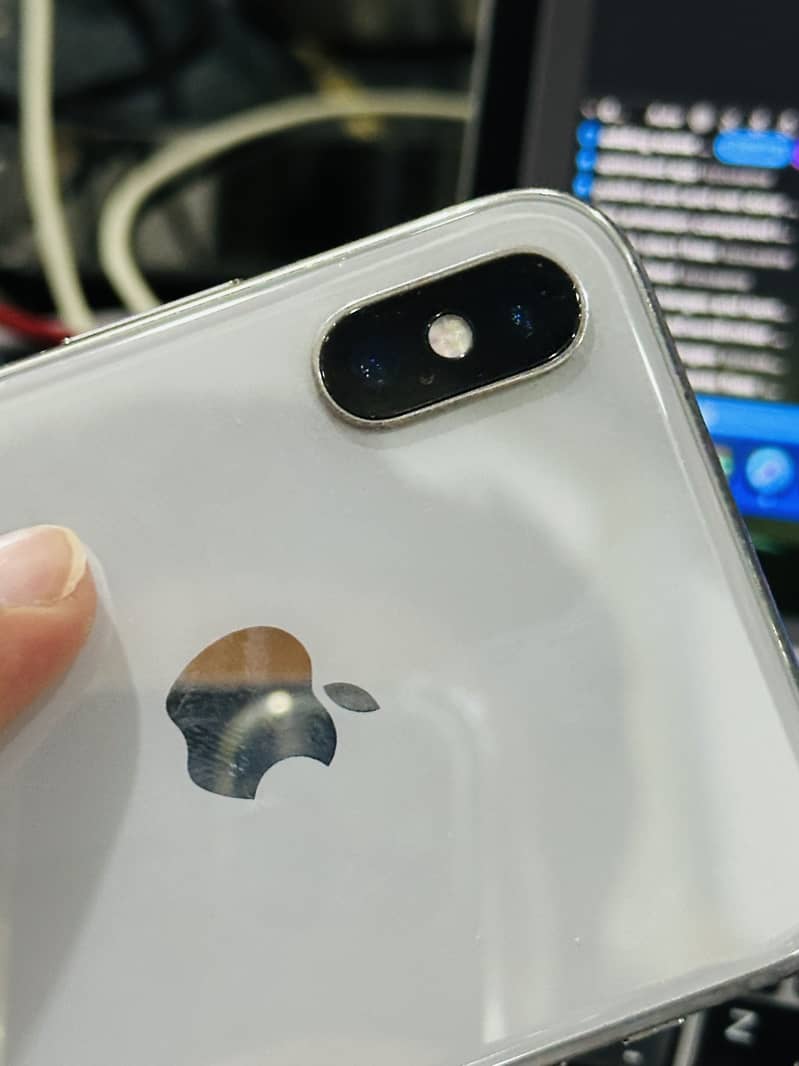 iPhone X Approved 7