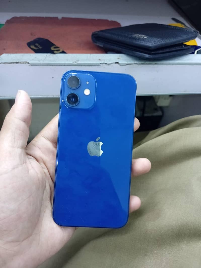 Iphone 12 mini 0