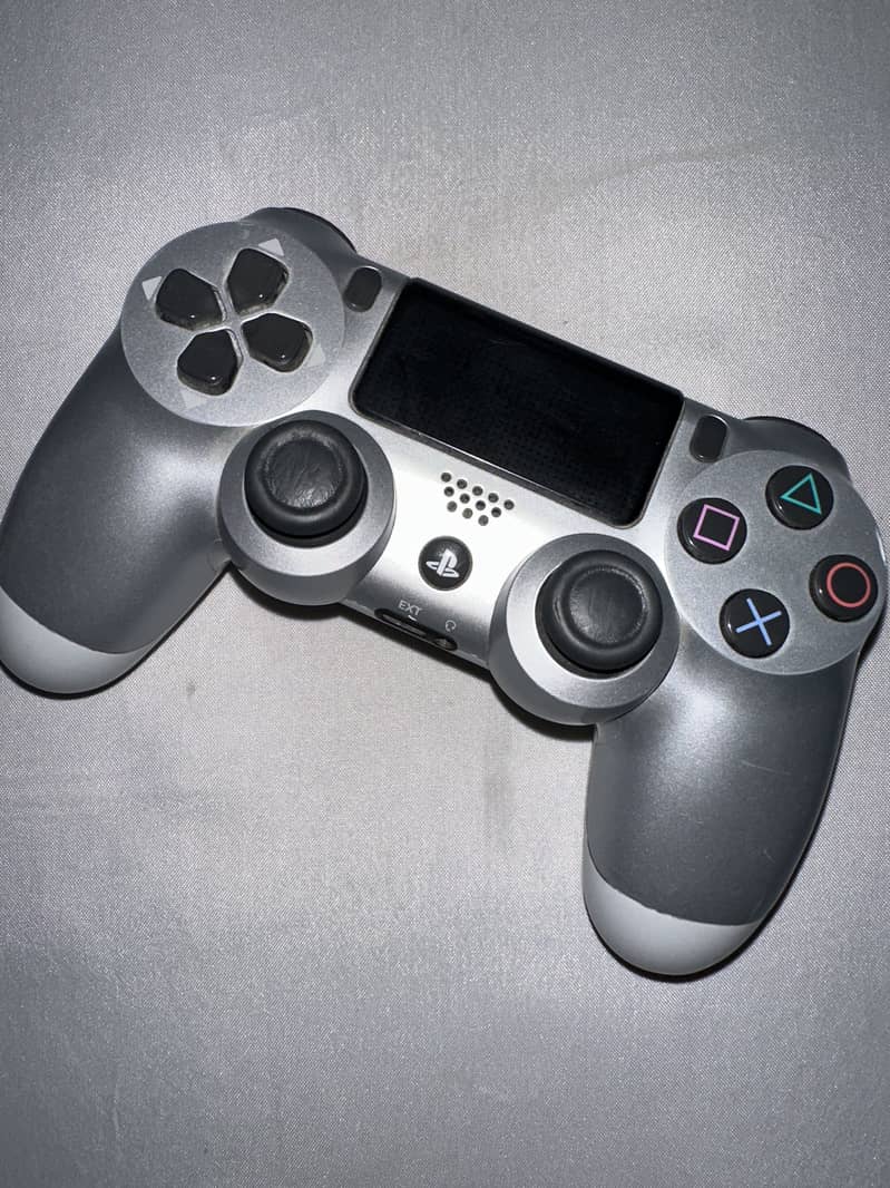 Ps4 pro 3