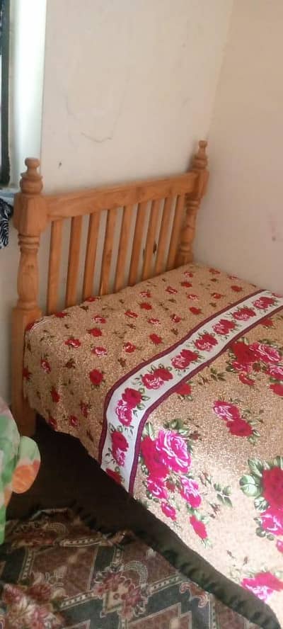 2 single bed almost new khas lakri k bny huy. and 1 Kiing size bed