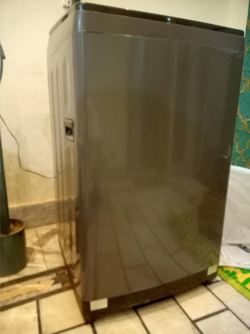 Fully automatic washing machine 1