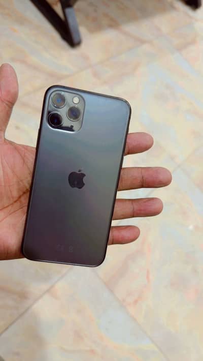 I phone 11 pro 64 gb