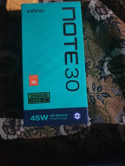 8+8  RAM 256  gb memory