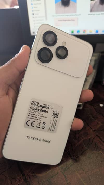 Tecno spark 40