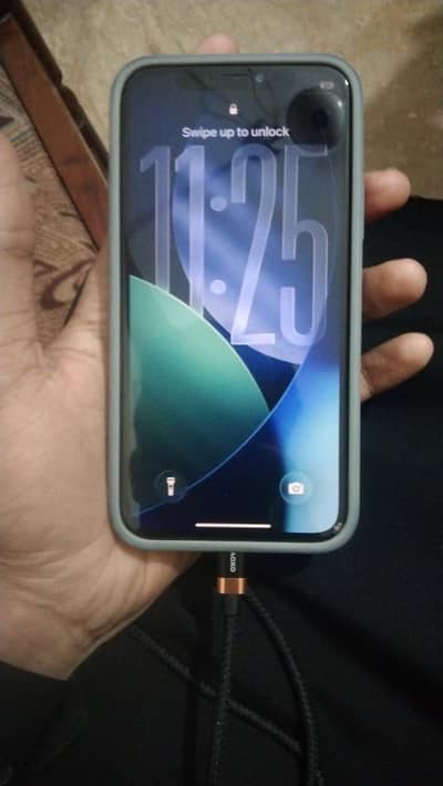 iPhone 11 Pro all ok  only minor front break battery health 76 512 gb