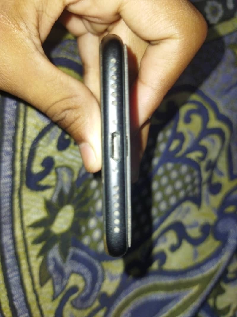iphone 8 4
