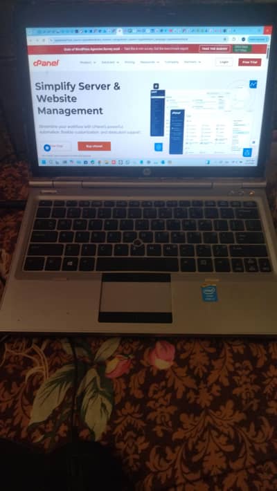 HP Elitebook 2570p Corei7 3rd Generation Rs. 14000