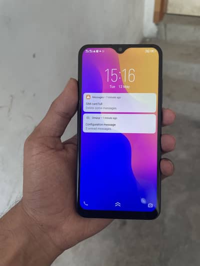 Vivo with box charger