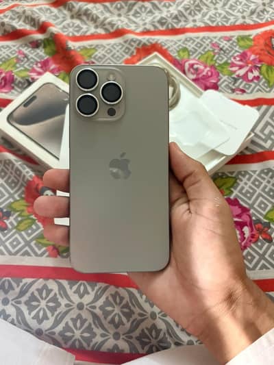 iphone 15 pro max(Non)JV (10/10)Complete Box{256}Natural WA03089555226
