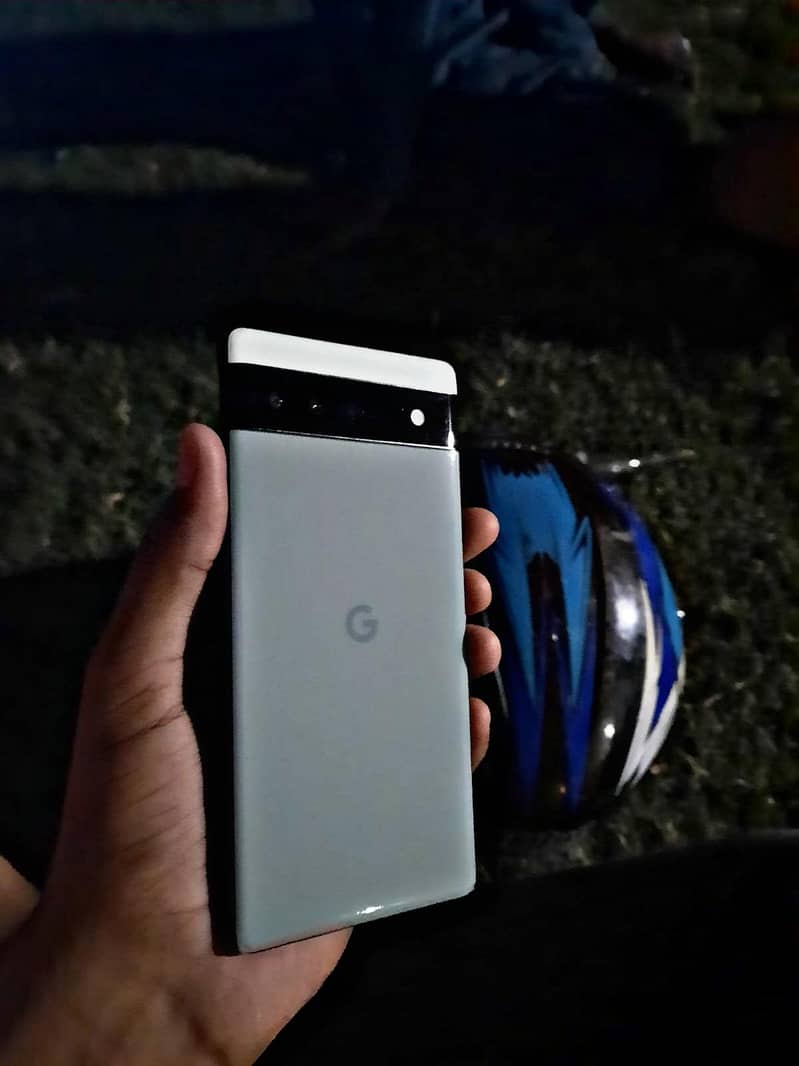 Google Pixel 6A 2