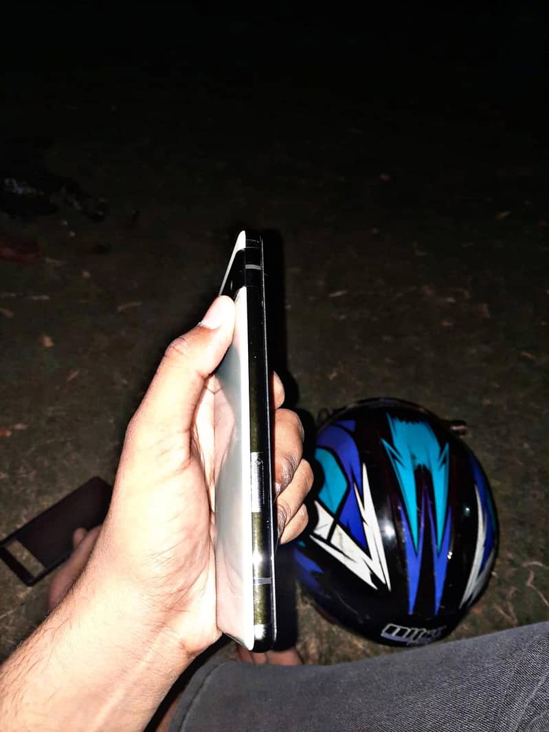 Google Pixel 6A 3