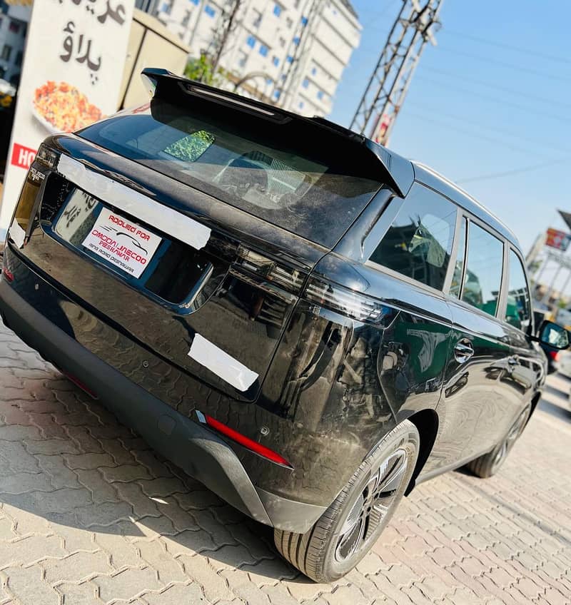premium compact crossover 3
