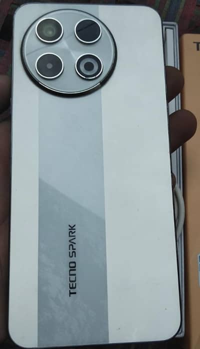 Tecno spark 30| contact 03020827455
