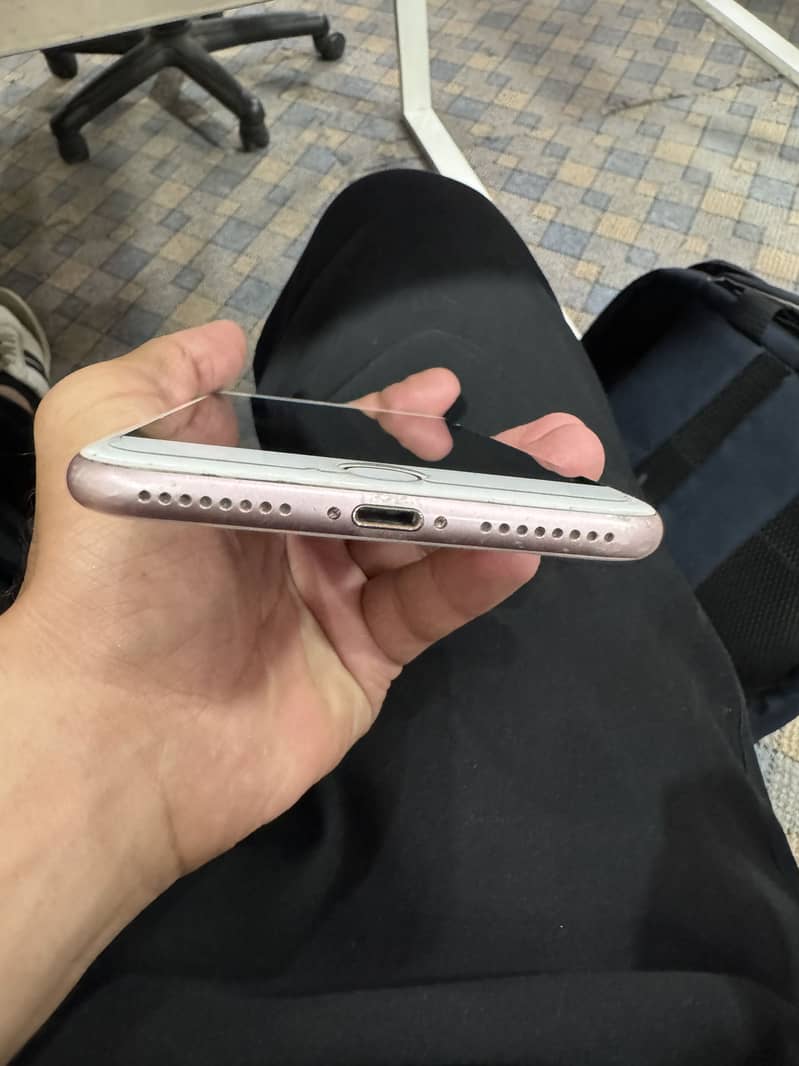 Iphone 7 plus 4