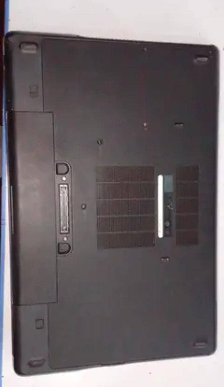 Laptop 0