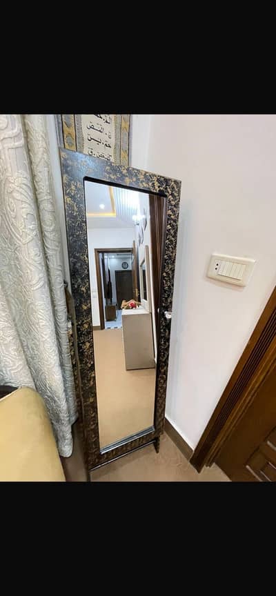 Jewllery mirror