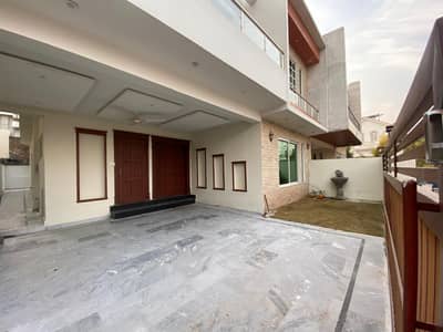 Bahria Enclave Sector C 1 10 Marla House Available For Rent Full House
