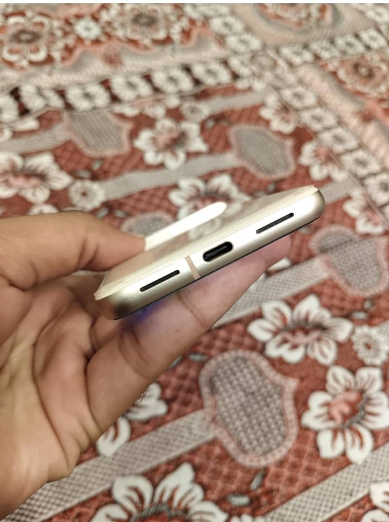 Google Pixel 8 1