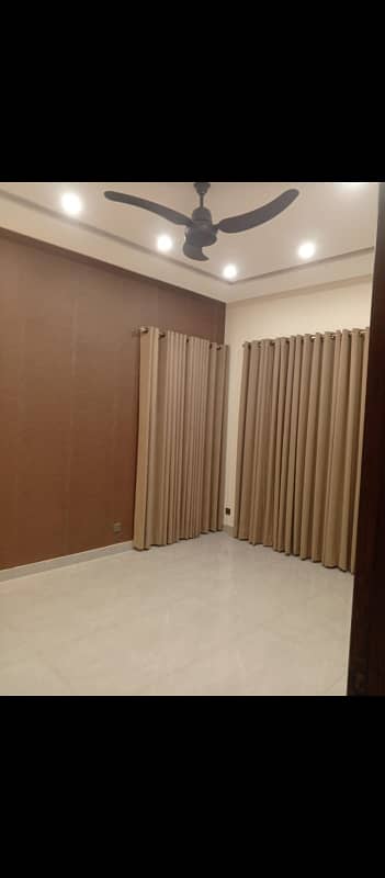 1 Kanal House for Rent
