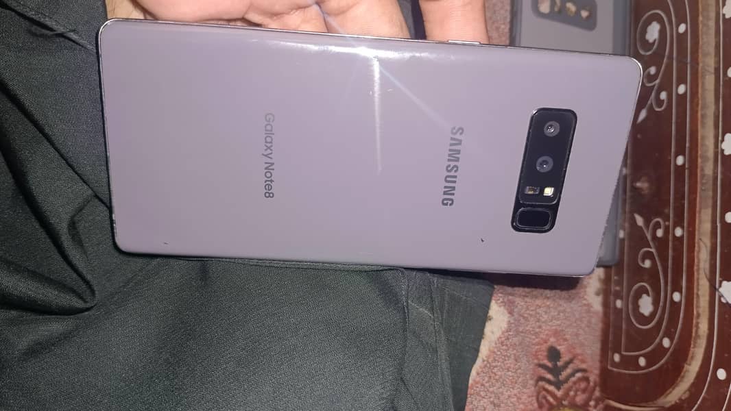 Samsung Note 8 1