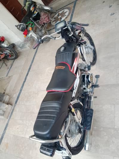 HONDA CD70