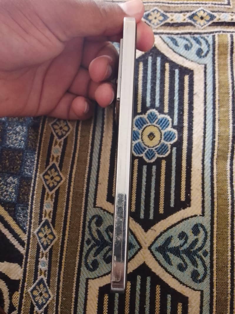 Infinix Note 40 10