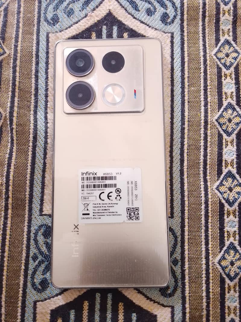 Infinix Note 40 11