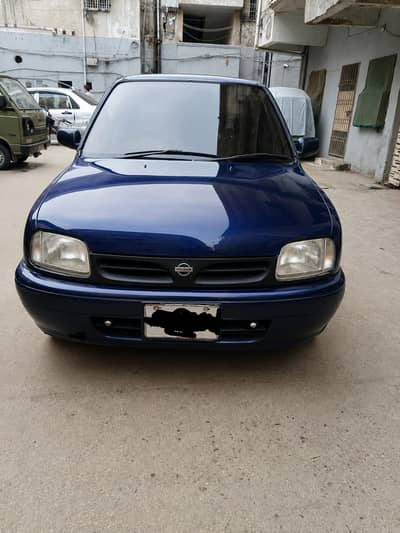 Nissan March 2000