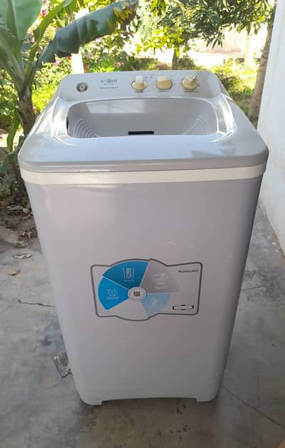 Washing Machine (used but in good condition)