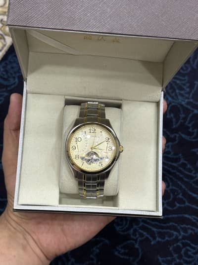 Salam Brand new sarwoo watch available Automatic movement with box