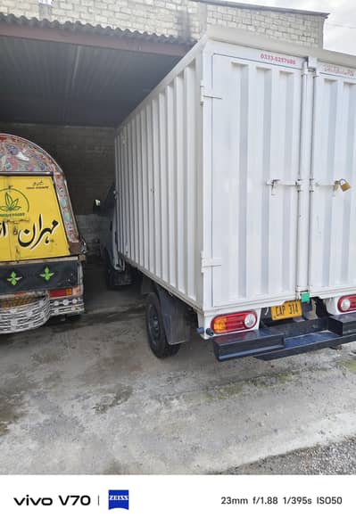 Hyundai porter container