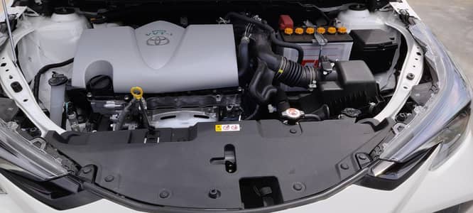 Toyta Yaris     zero piece touching    totally genuine