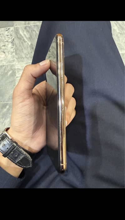 Iphone 11 Pro Max Non pta jv 64 GB
