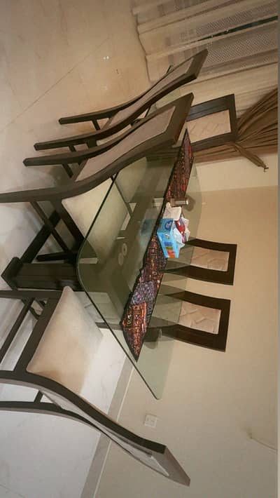 Dining table 6 seater