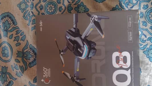 camera drone q8