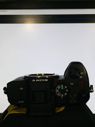 A7 iv  Sony Camera  body