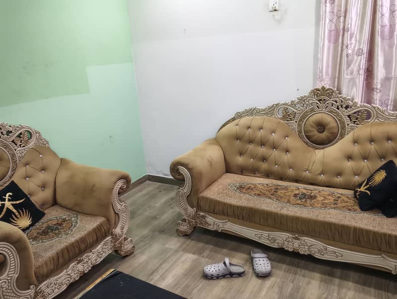 sofa set condition 10 /10 0