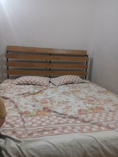 King size habit bed for sell
