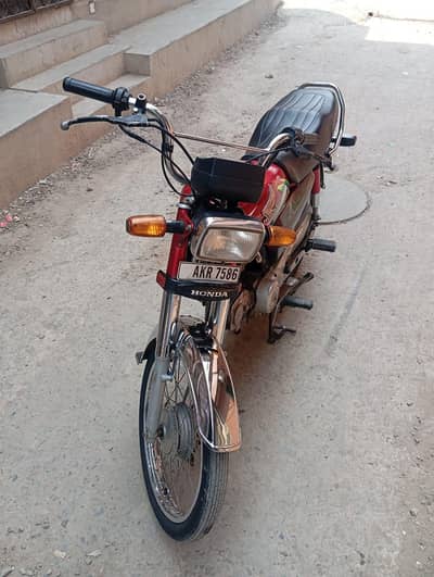 Honda Cd 70 red colour